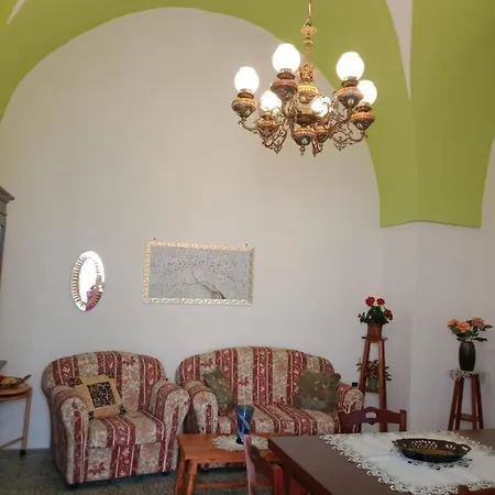 Casa Vacanze Casa Rosa Holiday home Ugento