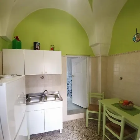 Holiday home Casa Vacanze Casa Rosa Ugento