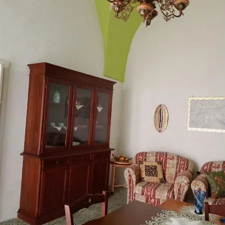 Casa Vacanze Casa Rosa Holiday home *